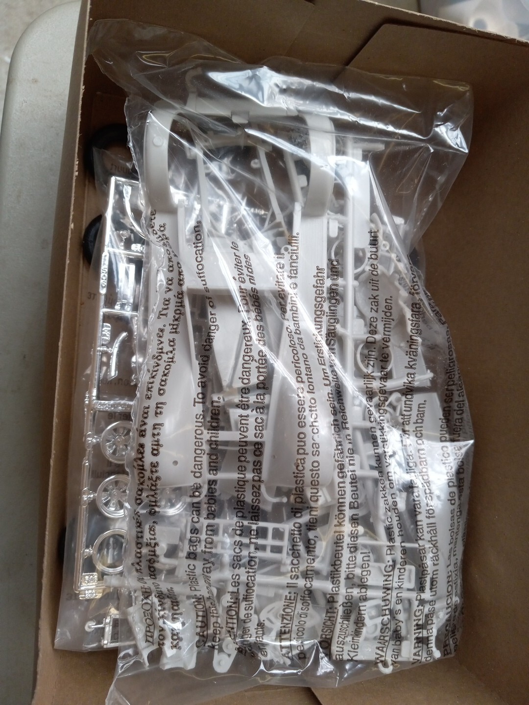 AMT ERTL PROSHOP '32 Ford Roadster 1/25 Scale Model Kit FREESHIP Open ...