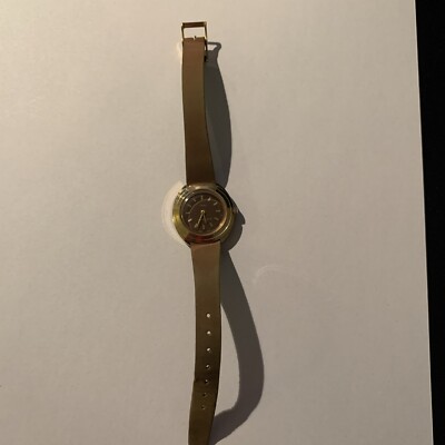 Timex Damenarmbanduhr;  mechanisches Uhrwerk;  Handaufzug;  braunes Armband