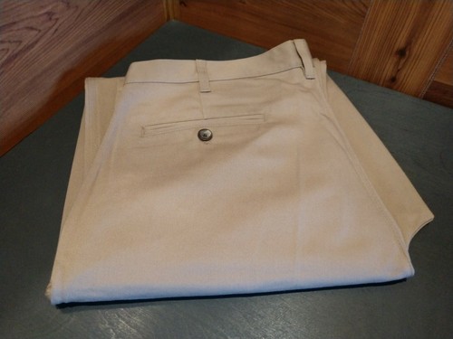 MEN'S CROSSBOW PLEATED WRINKLE RESISTANT KHAKI SIZE 34" X 32" PANTS NWT - Picture 7 of 9