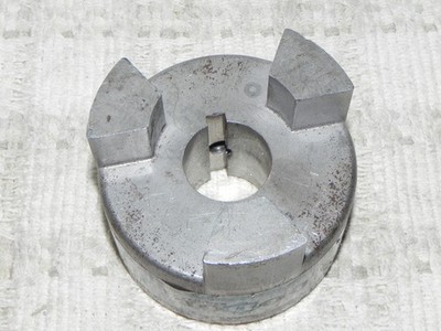 Dodge-Starflex L-110 1-1.25 1-1/4'' 3-Jaw Coupling