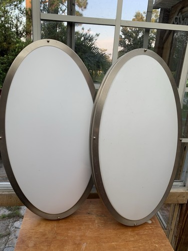 Ceilling Light Lamp LED. Very Little Use. Great Condition. Works Great Great .