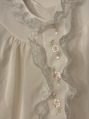 Vintage Shadowline Sleeveless White Babydoll Nightgown W Embroidery Flowers Lace