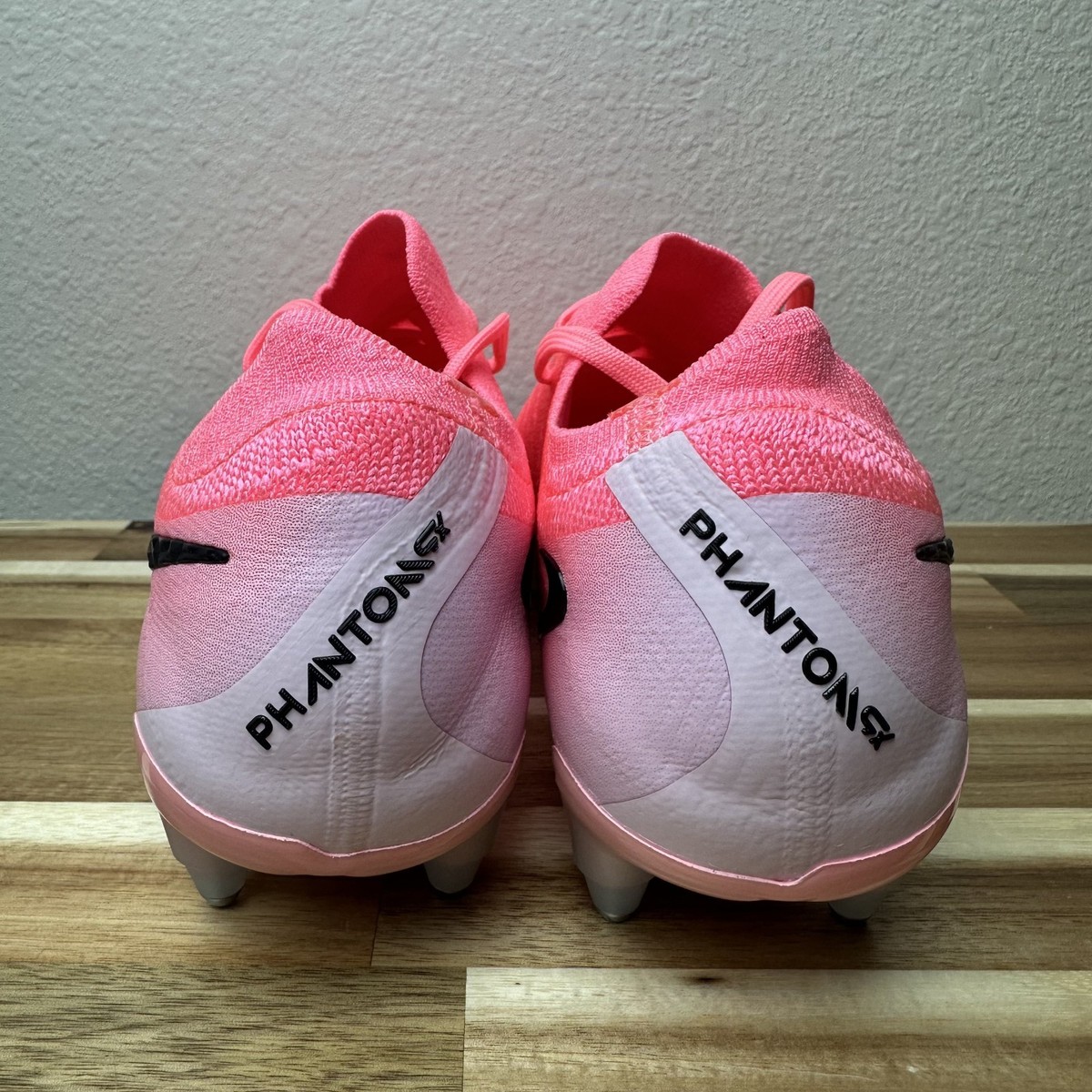Nike Phantom GX 2 Elite SG-Pro AC Soccer Cleats Pink FQ8926-600