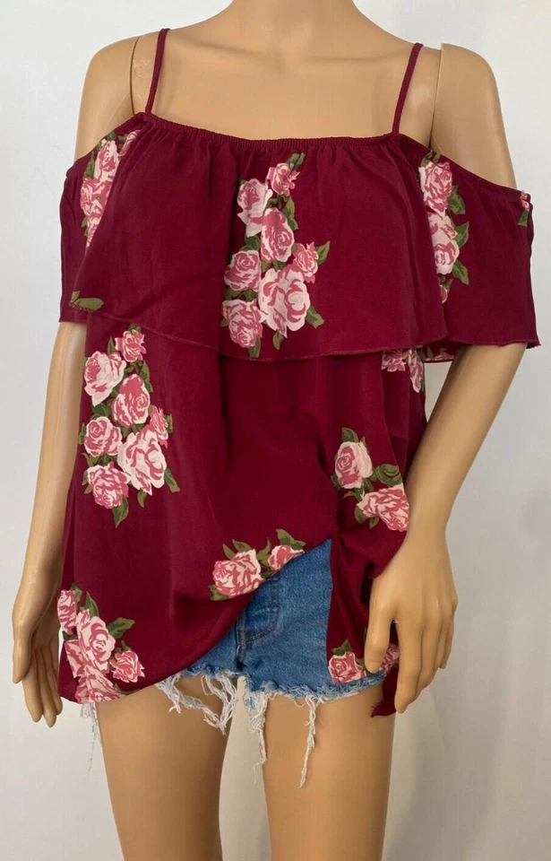 Blusa Top para mujer No Boundaries talla XXL 2XL roja borgoña floral hombro descubierto Foto 2 de 4