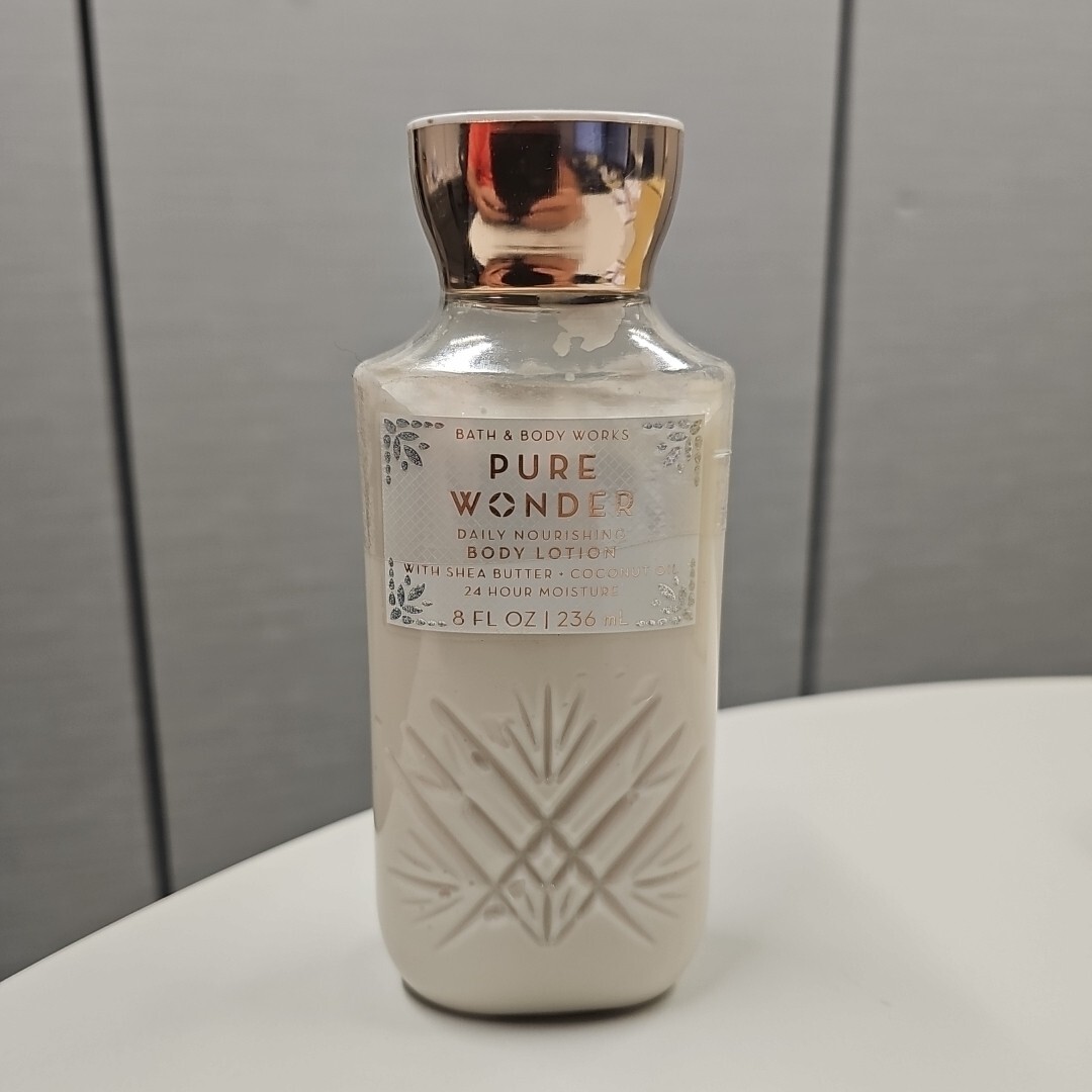 Bath & Body Works Lotion Pure Wonder- Body Lotion Daily Moisturizer New Sealed