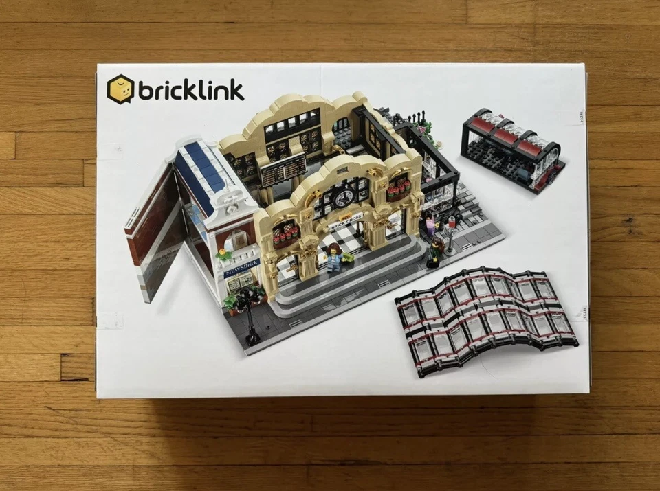 New / Factory Sealed: LEGO BRICKLINK 910034 Brick Cross Train Station - IN HAND - Image 3 of 3