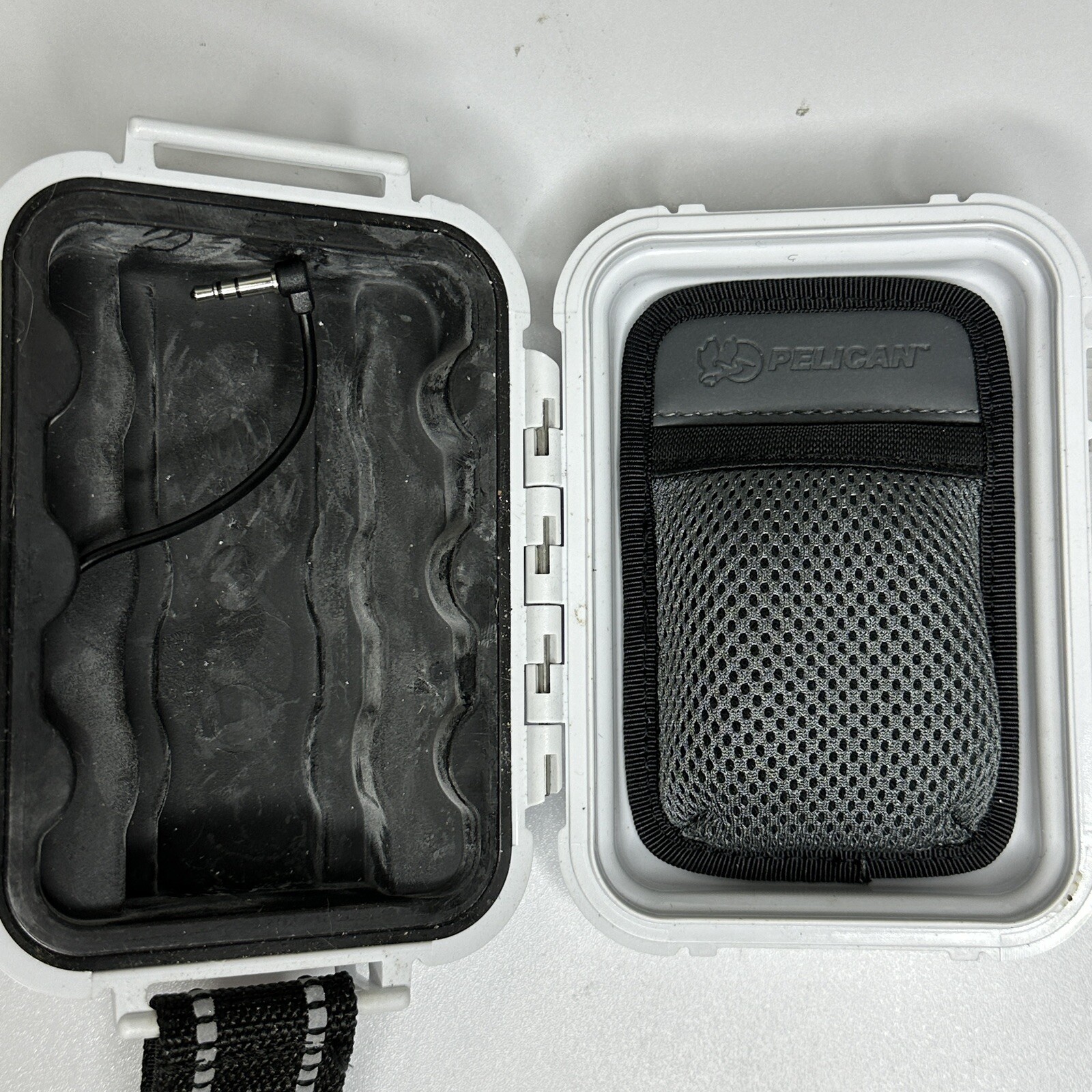 Picture 5 of 6