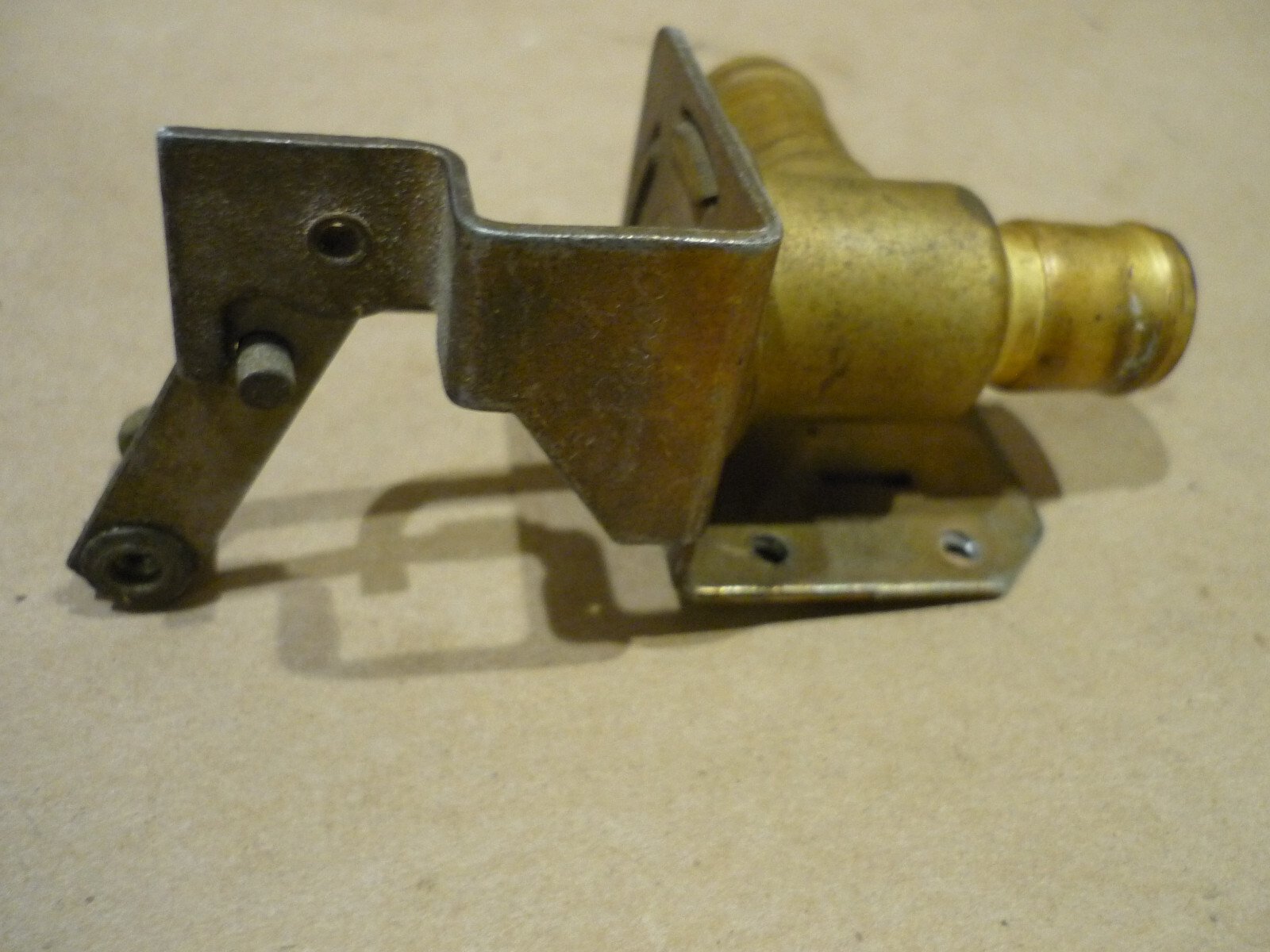 Ferrari 208,288,308,400,512  - Heater Valve Original OEM  P/N 110066