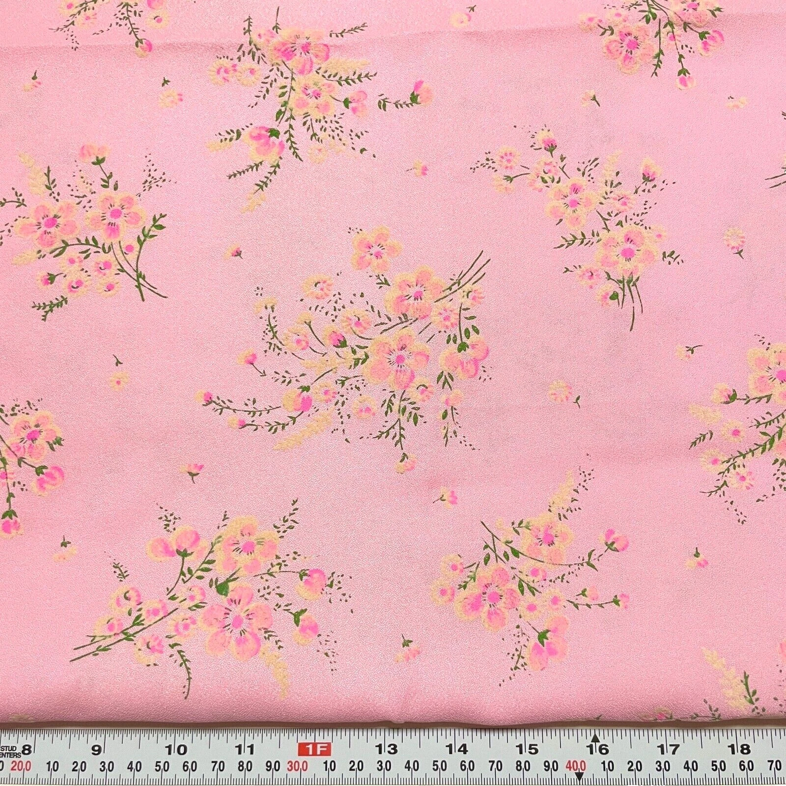 Géneros artesanales Floral Crepe