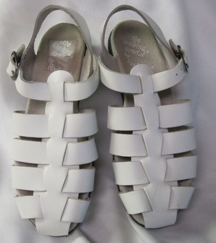 walking sandals size 6