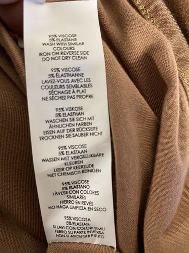 NWT Boohoo Size 10 Bodysuit Tan Jannie Long Sleeve V-Neck Stretch - Picture 5 of 5