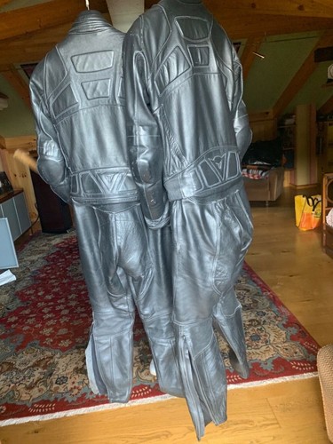 Tute da moto Dainese donna & uomo divisibile vendute in coppia taglia 44 & 48 - Foto 2 di 2