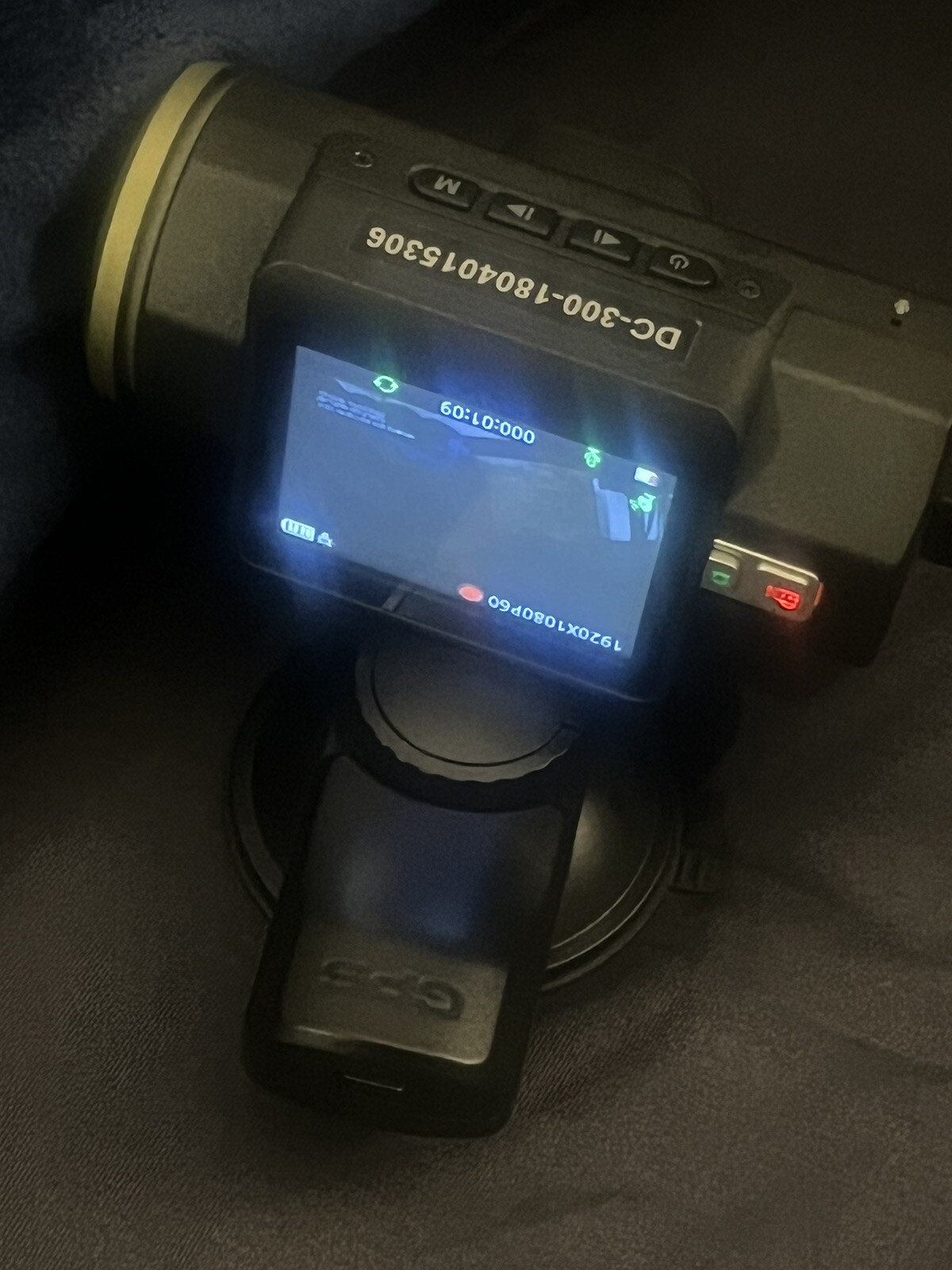 High-Quality Dash Cam 300 for Crystal Clear Driving Footage-image