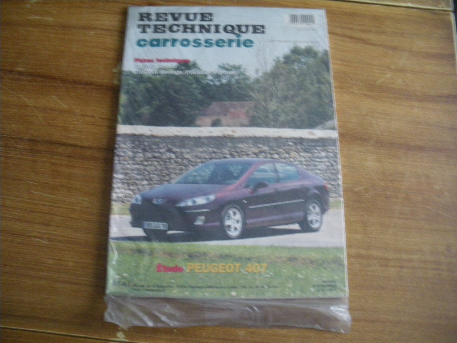Revue technique carrosserie RTC Peugeot 407 neuve avec schémas