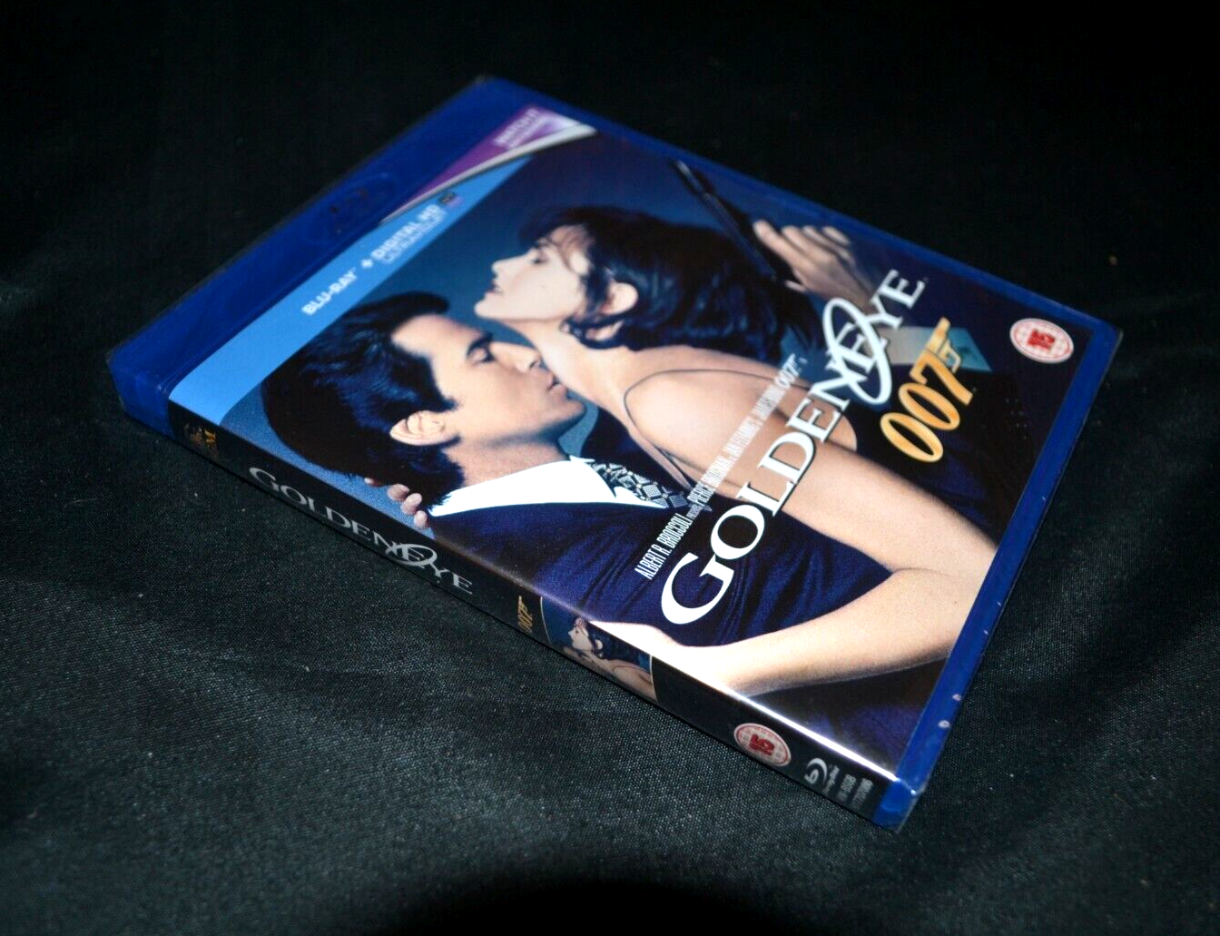 James Bond Movie #17 Goldeneye (Blu-ray, 1995-2015)