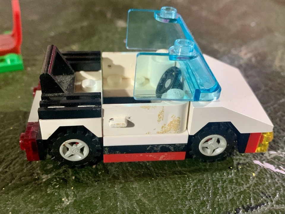 LEGO 3438 McDonalds Restaurant- 100% Complete Set w/ Instructions -No Box - Image 4 of 4