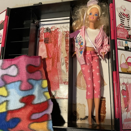 Armadio da sogno pieghevole rosa BARBIE 2011 custodia + Barbie 1966 + accessori - Foto 10 di 21