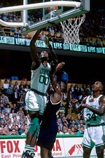Robert Parish Boston Celtics shoots v Indiana Pacers played in 199- Old Photo