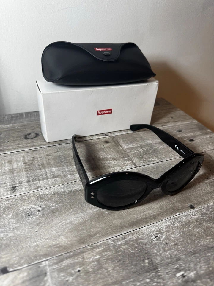 NEW SUPREME SUNGLASSES NOMI SS23G6 B LACK  M-8E58 - Image 2 of 4