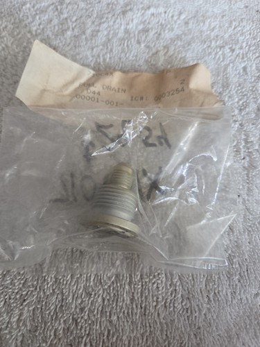 710C4X Beechcraft B58 Fuel Drain Valve Assembly