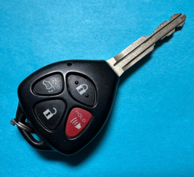 OEM 2009-2016 TOYOTA VENZA LE REMOTE KEY FOB 4 BUTTONS GQ4-29T G CHIP HATCH RARE