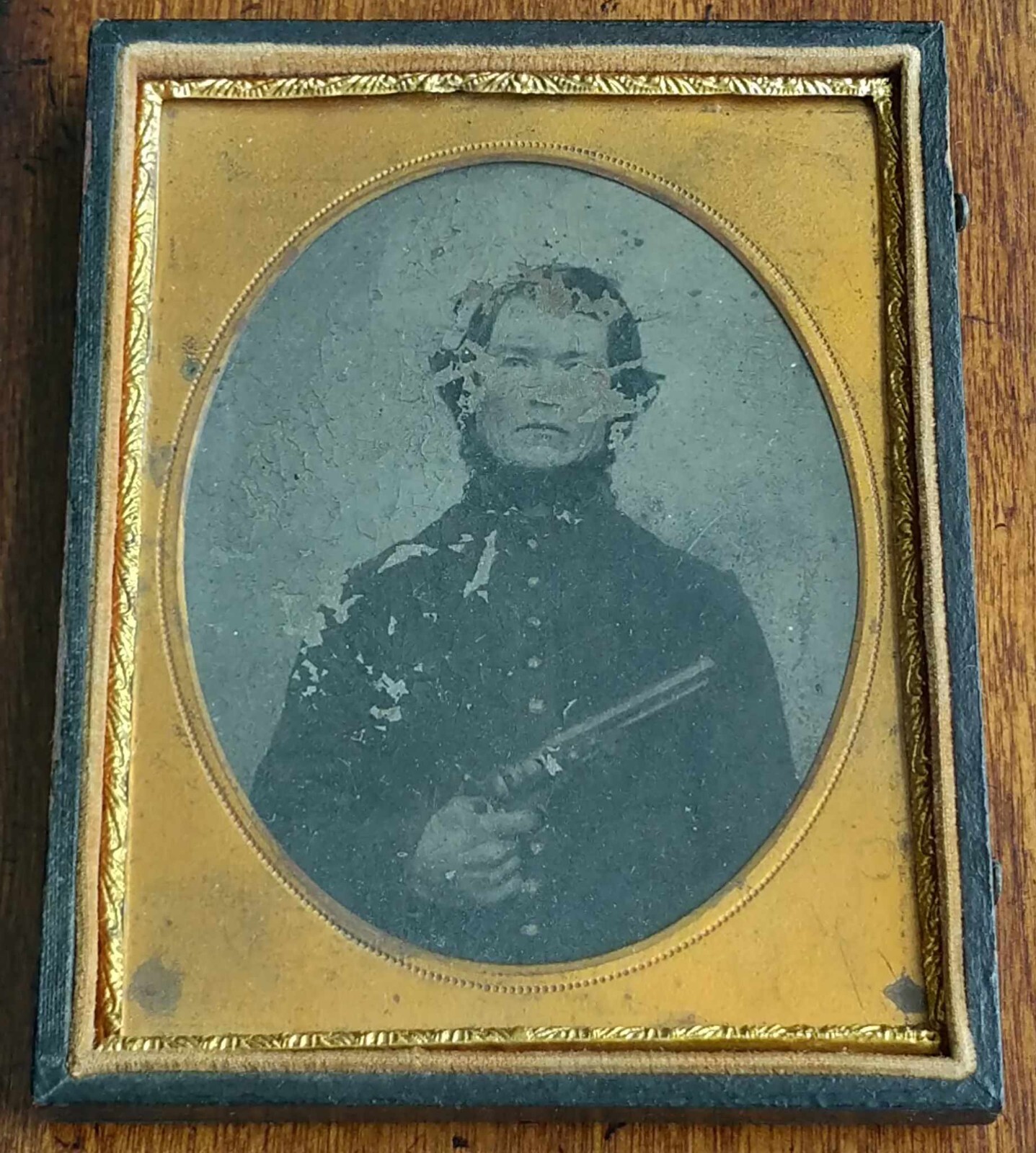 1/4 plate Tintype of a Civil War Union Armed Soldier, Cavalry or Artillery