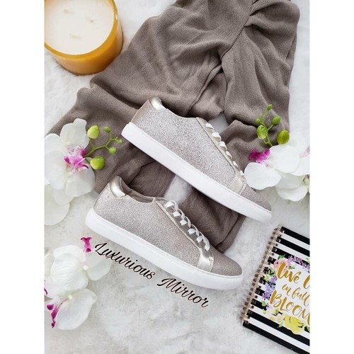 Kenneth Cole Womens Sneakers Shoes Beige White Low Top Lace Up Glitter 8.5M New - Picture 2 of 9
