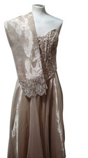 Ladies gown for pecial Occasin. UK Size 12. This is 60% off now.