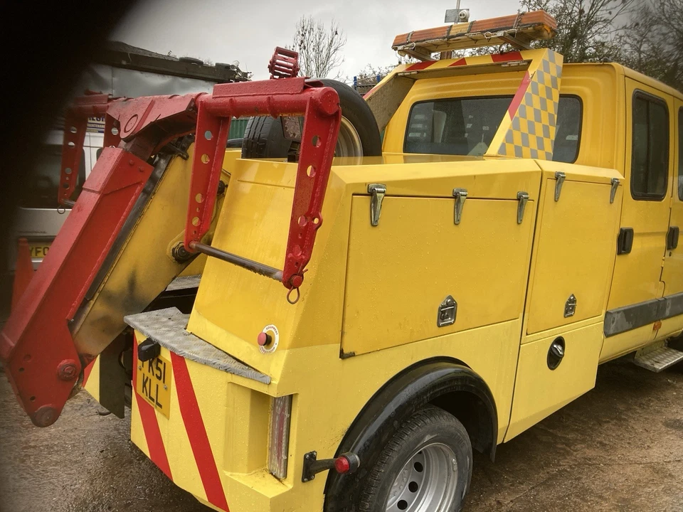 Iveco Daily Spec Lift Recovery Truck - Image 3 of 4