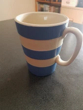 T G GREEN BLUE AND WHITE MUG MADE IN ENGLAND cornish ware