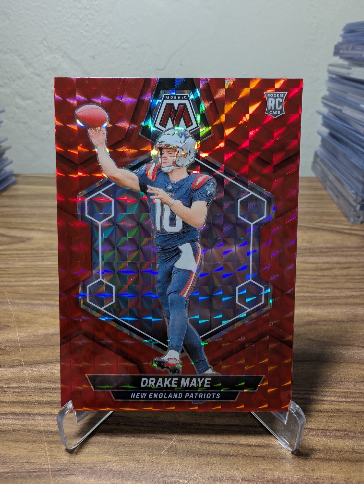 2024 Panini Mosaic Drake Maye #303 Red Prizm Rookie Card (RC) PATRIOTS