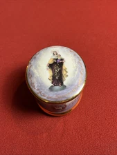 Vintage 1995 Porcelain Ardleigh Elliott “Our Lady Of Mt Carmel” Music Box #6416A