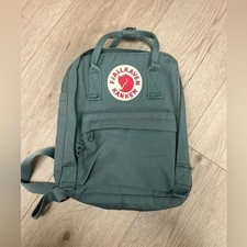 Fjällräven Kånken Mini Daypack Frost Green...