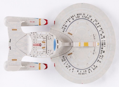 Star Trek Oficial Starships Future Enterprise 1701 D (SIN REVISTA) Eaglemoss - Imagen 9 de 9