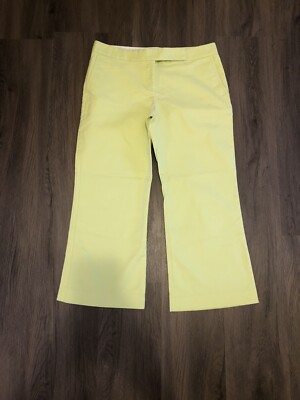 Express Editor style Capri pants. Size 8. Light chartreuse (green) color. EUC.