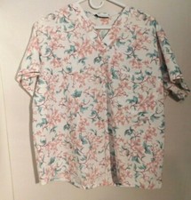 Angelica Ladies Scrub Top Large Short Sleeve Front Pocket Pink Floral
