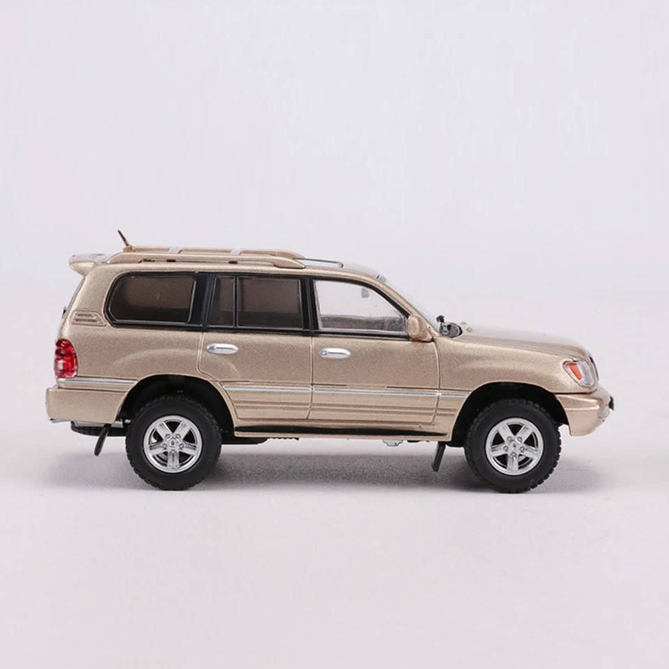 1:64 Lexus LX470 SUV Gold Alloy Diecast Model Car - Luxury Off-Road Collectible - Image 4 of 4