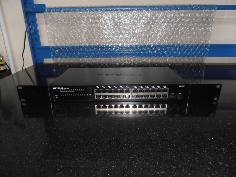Netgear GS324T Managed 24 Port Network Switch + 2 Fibre SFP Ports