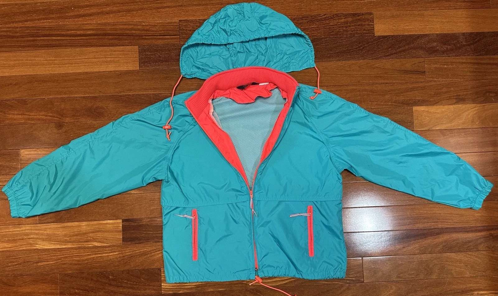 Vintage 90's Woolrich Windbreaker Womens S M Nylon Zip Jacket Hood Outdoor Retro
