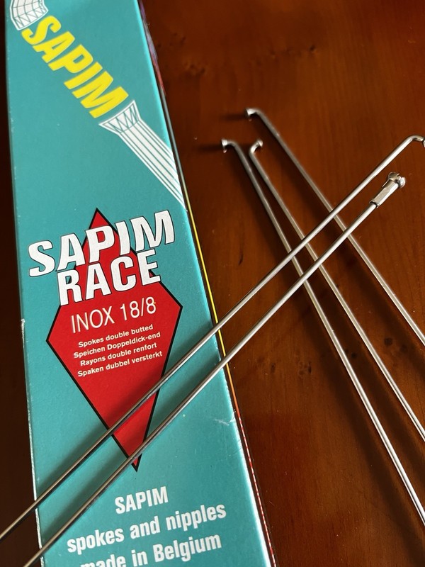 5 x Sapim RACE Inox 18/8 Bicycle Spokes. & Nipples 14G 232mm silver J Bend