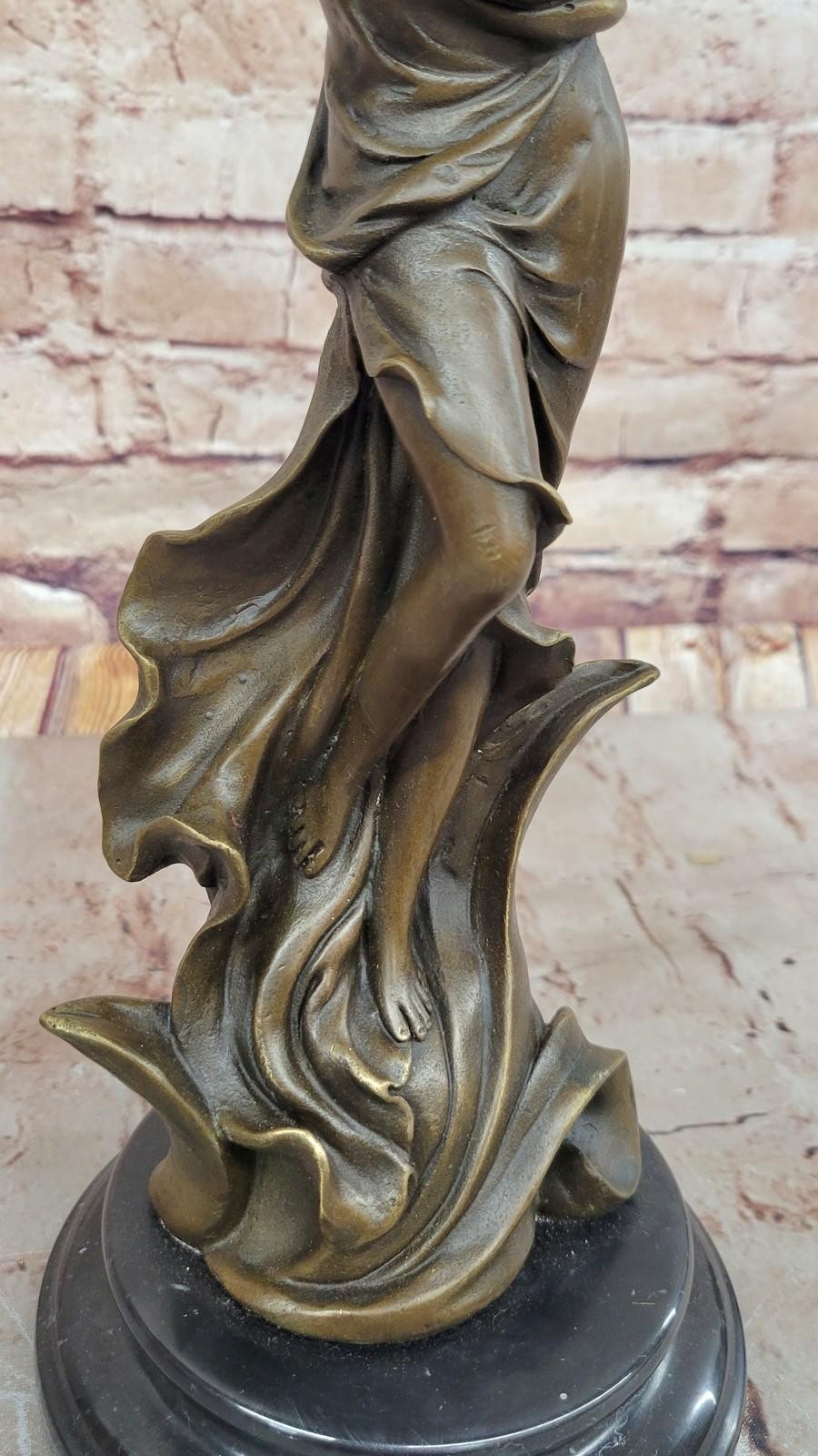 Original Art Deco Violinist Bronze Sculpture - Elegant Female Musician Artwork