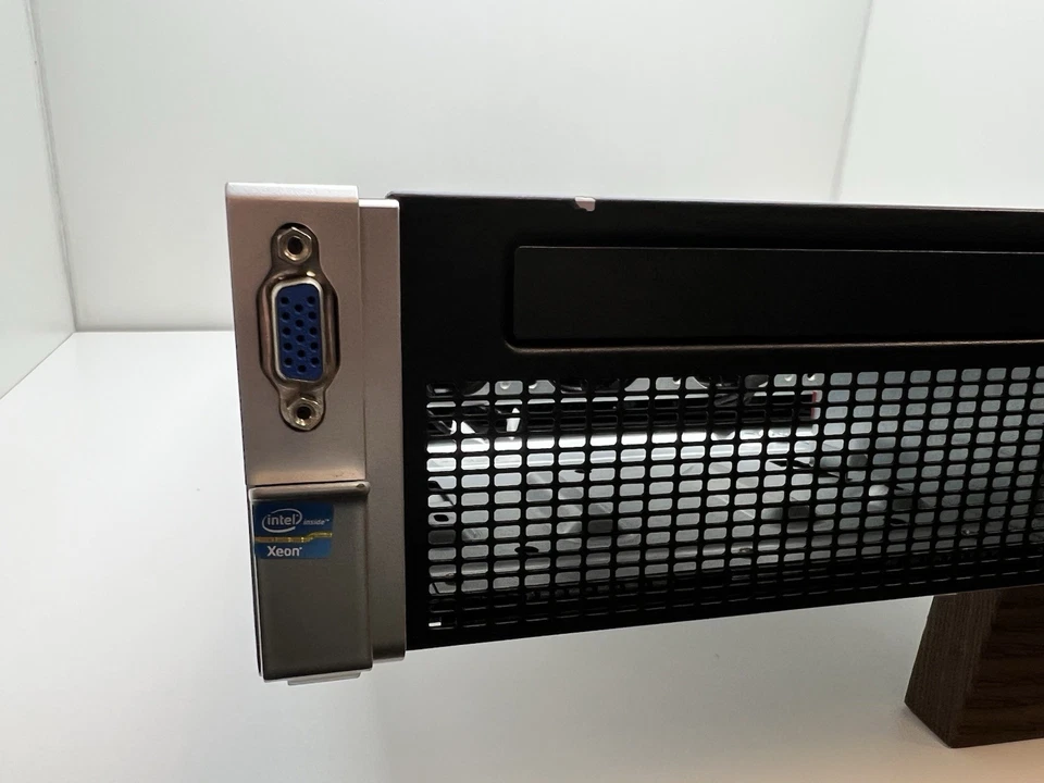 HP Storage StoreOnce 6500 Server 256GB 10GbE FC 8Gbps SAS 12G 2x 1,2 TB SAS - Bild 2 von 4