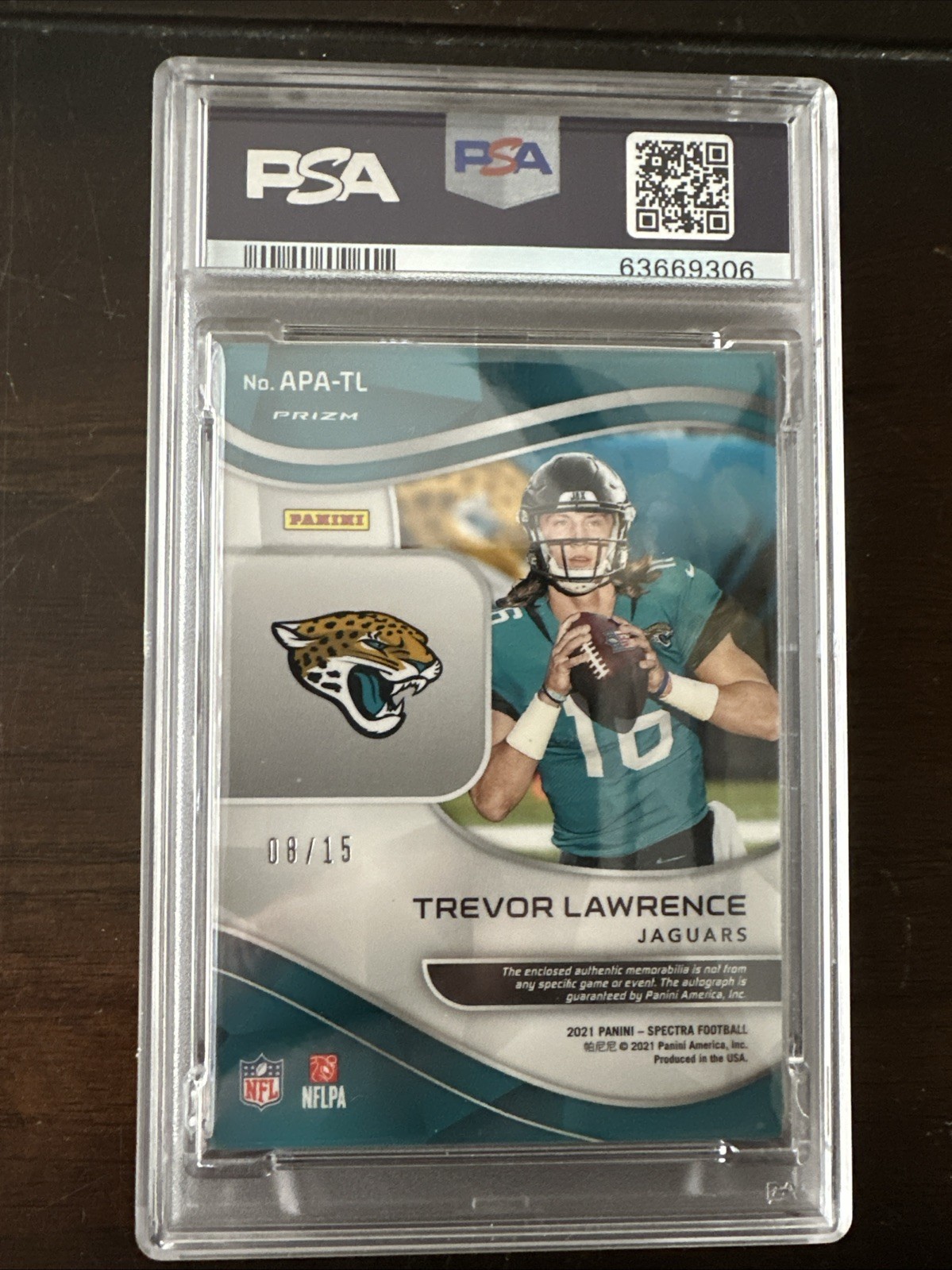 💥/15!💥 Trevor Lawrence - ROOKIE - 2021 Panini Spectra - Neon Pink /15 - POP 1 view 3