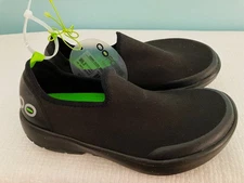 🔴 New OOFOS EEZEE Womens Black Slip On Sneakers  Size US  6 6.5 NWT