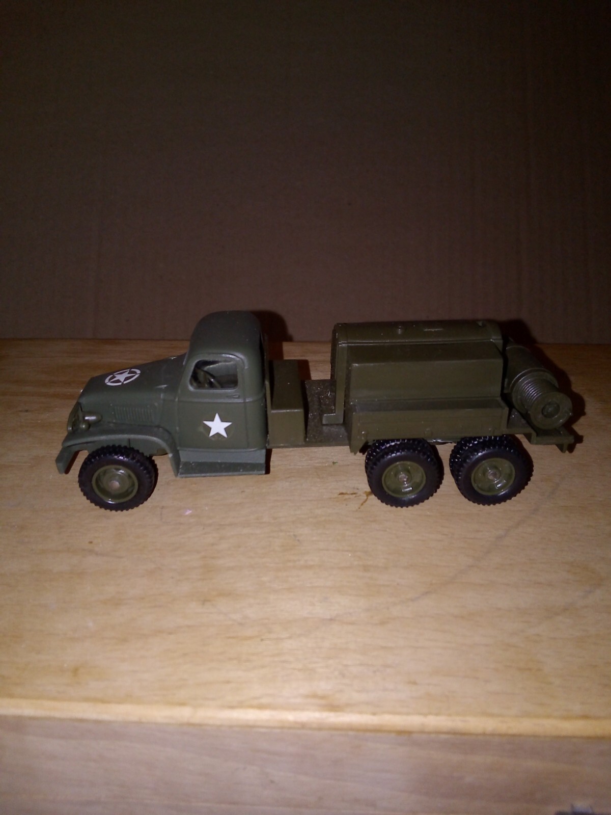 Camion GMC Compressore Militare Solido 1:50 In Metallo E Plastica Usato Con Decorazioni
