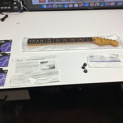 VINTAGE ELECTRIC GUITAR BASS FENDER STRATOCASTER SQUIER NECK 21 Med Rosewood New