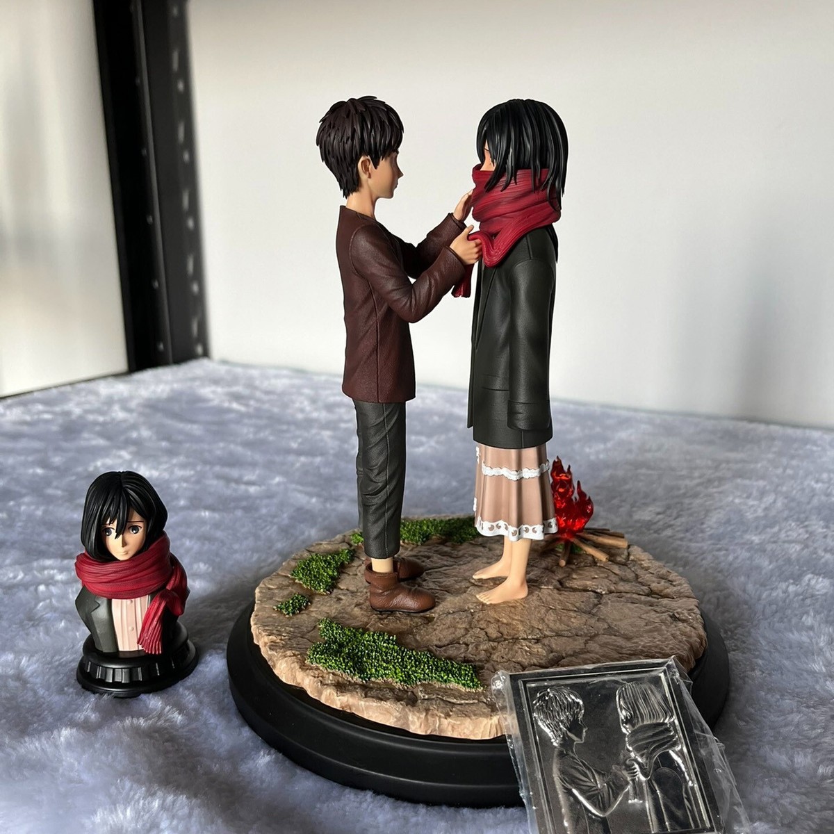MIKASA 金箔　LaurieGatesデザイン　31cm CHIKAHA Studio Mikasa Ackerman Good-Bye Eren Resin Statue