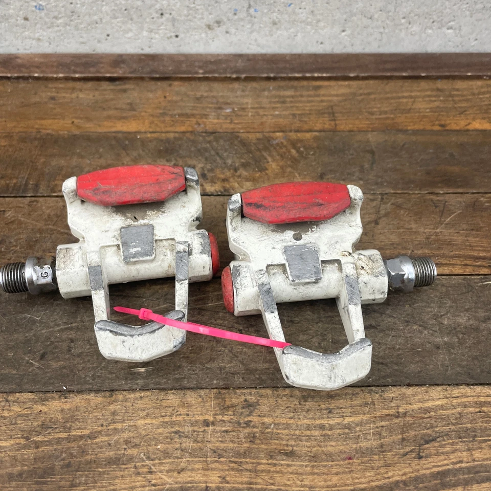 Pedales de aspecto vintage sin clip Race Eroica ROJO blanco Francia años 80 años 9/16 en A4 Foto 2 de 4