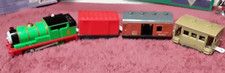 Thomas Trackmaster Percy with 3 Cars Clean and I will send a Battery in it.