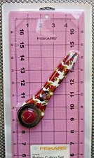 Fiskars 195222 2Piece Rotary Cutting Set 6" x 18" Cutting Mat 45mm Rotary Cutter